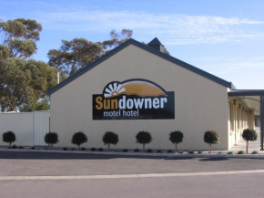 Sundowner Motel Hotel